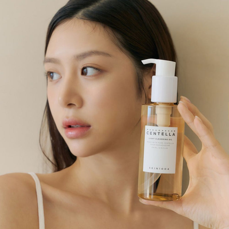 Skin1004 Madagascar Centella Huile Nettoyante Légère et Apaisante 200 ml